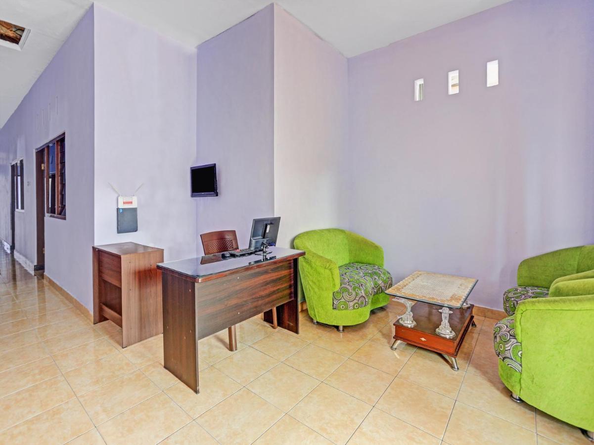 Hotel Oyo 90344 Wijayanti Banyuwangi  Zewnętrze zdjęcie